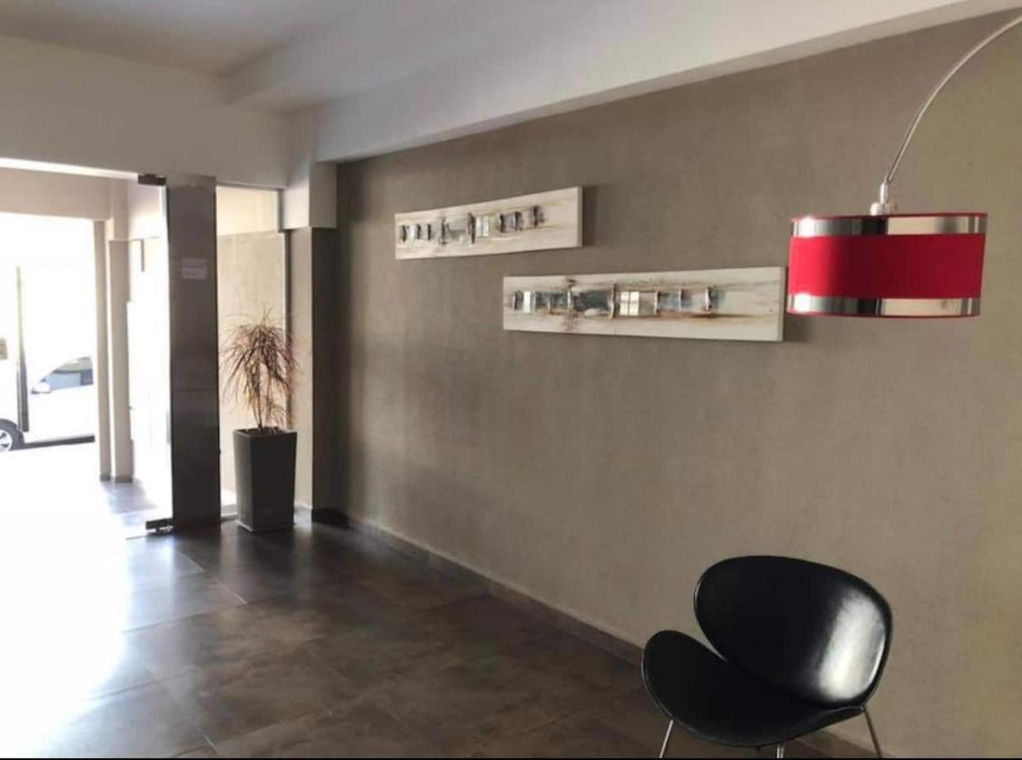 Departamento Amoblado Temporario- Posadas Mdz 6D エクステリア 写真