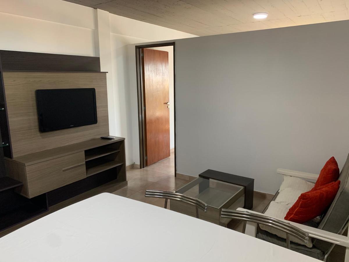 Departamento Amoblado Temporario- Posadas Mdz 6D エクステリア 写真